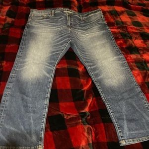 42X32 American Eagle slim straight jeans